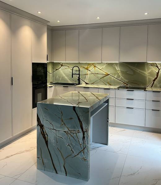 2167625E-8363-4B6A-82E8-16F993CCF6CB